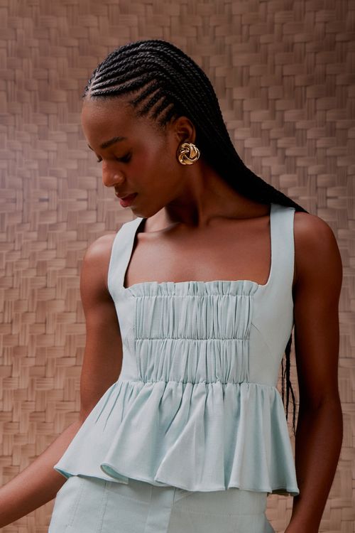 Blusa Linho Frida Basque