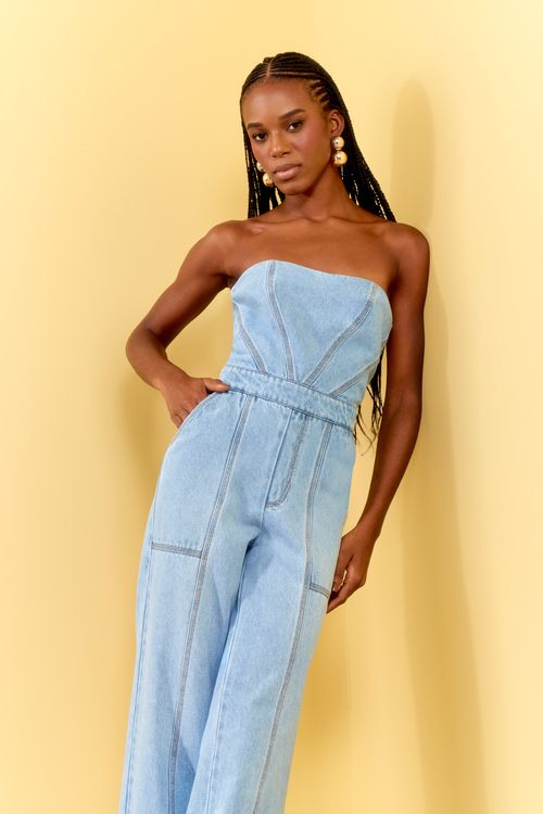 MACACÃO JEANS RECORTES PESPONTOS